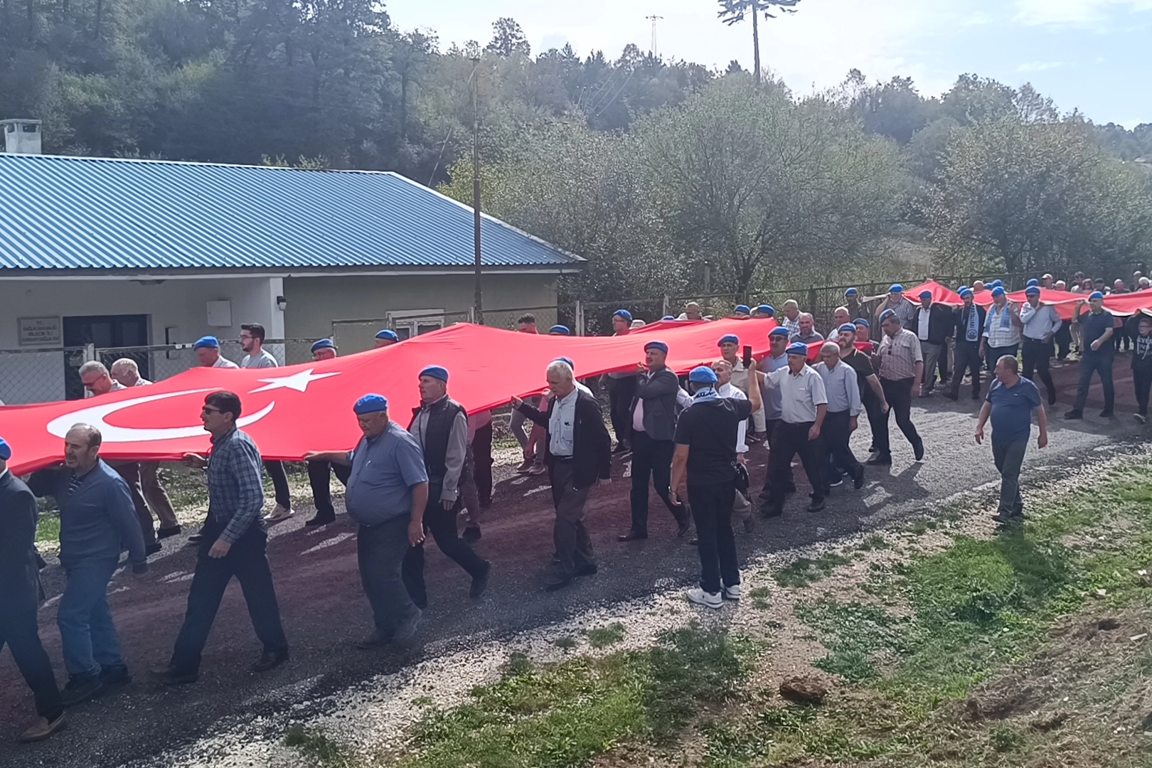 Komandolar, Bilecikli Şehit Ailesini Unutmadı