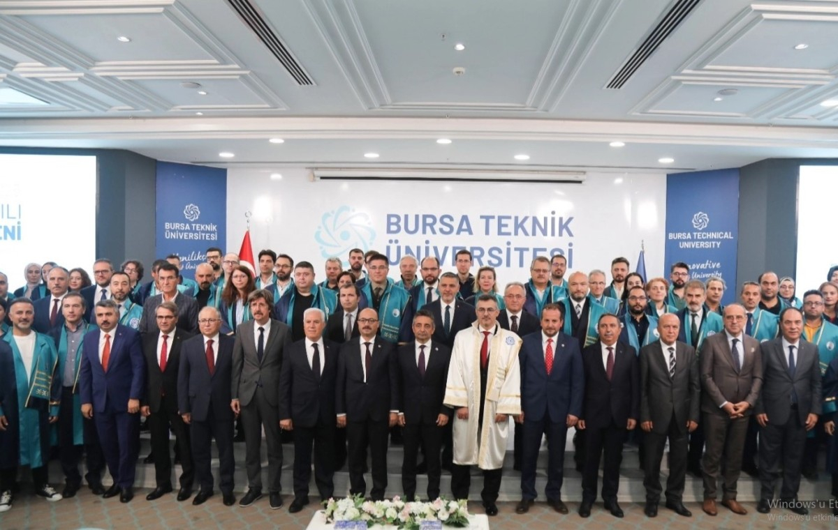 BTÜ'de 2024-2025 Akademik Yılı Törenle Başladı