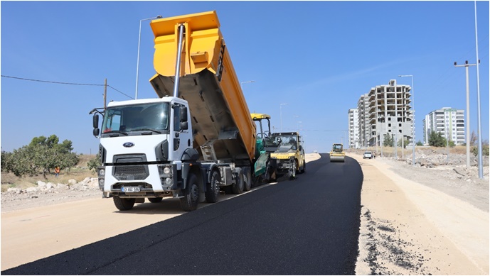 Mehmetçik Mahallesinde Yol Ağının Kalitesi Artıyor