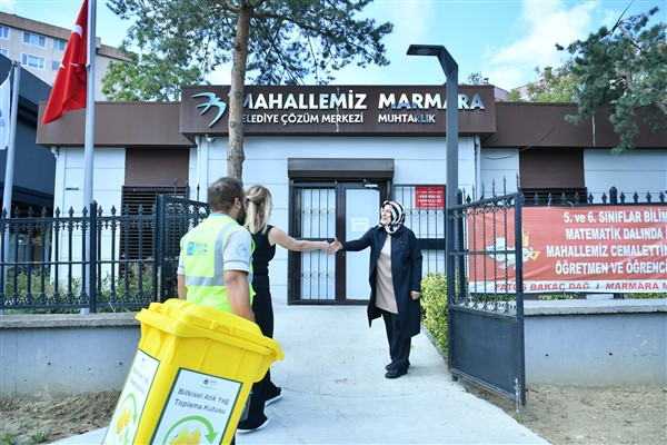 Beylikdüzü’ndeki mahalle muhtarlıklarına “Atık Yağ Toplama Kutusu” yerleştirildi