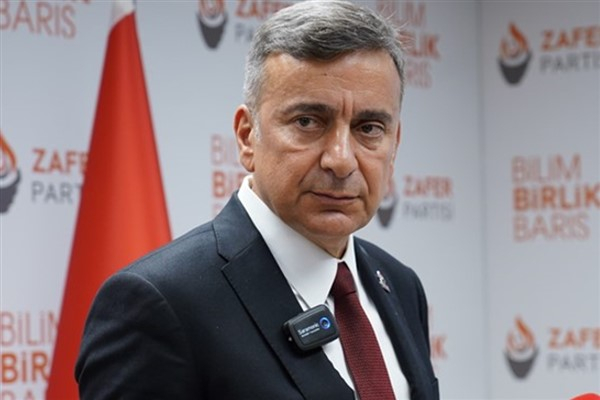 Karamahmutoğlu: Hastayı müşteri gibi gören ticarileşmiş bir sistem caniliği üretiyor