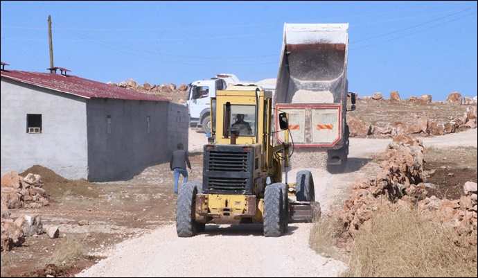 Başkan Canpolat İle Kırsal Mahalleler Konforlu Yollara Kavuşuyor