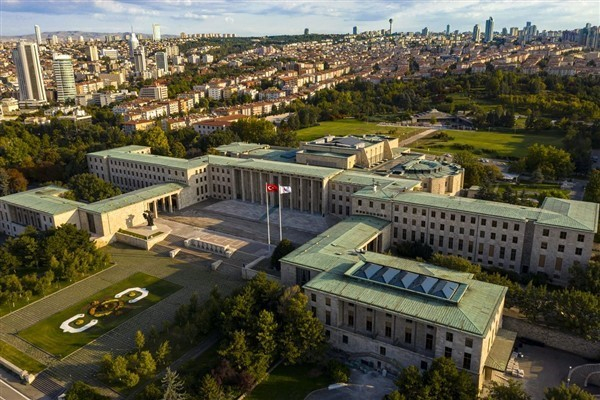 TBMM Atatürk Anıtı’nda anma töreni düzenlendi