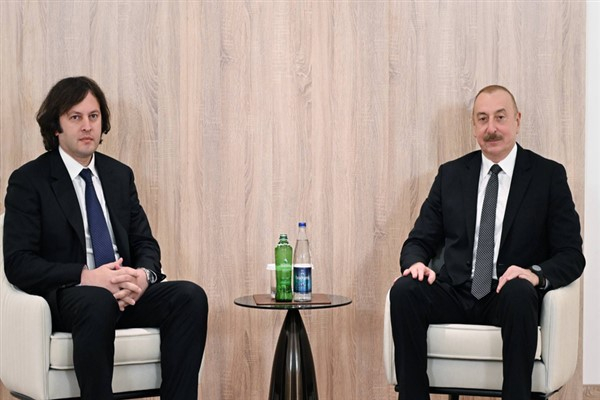 Aliyev, Gürcistan Başbakanı Kobakhidze ile bir araya geldi