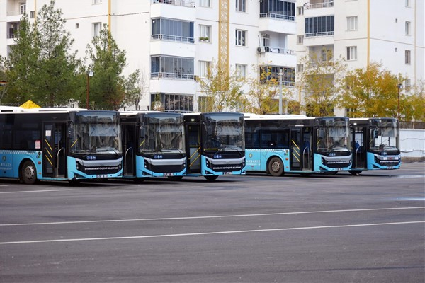 Diyarbakır Büyükşehir Belediyesi 14 yeni otobüs için alım işlemleri başlattı