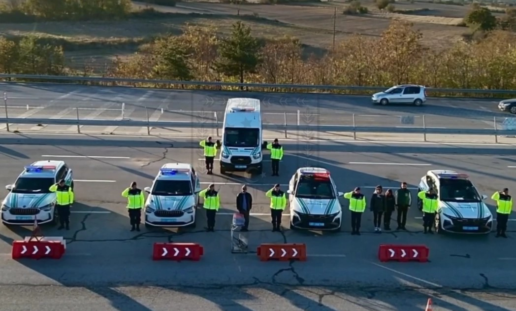 Edirne Jandarması, Servis Araçlarını Denetledi