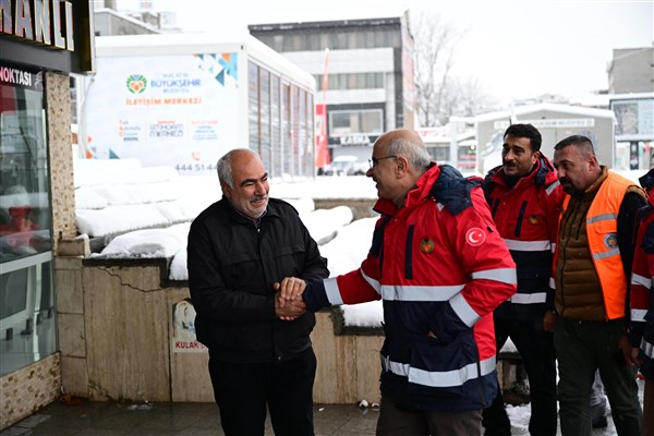 Başkan Er, kar yağışı sonrası sahadaki inceleme çalışmalarını sürdürüyor