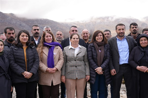 Hani ve Dicle’yi birbirine bağlayan yol hizmete açıldı