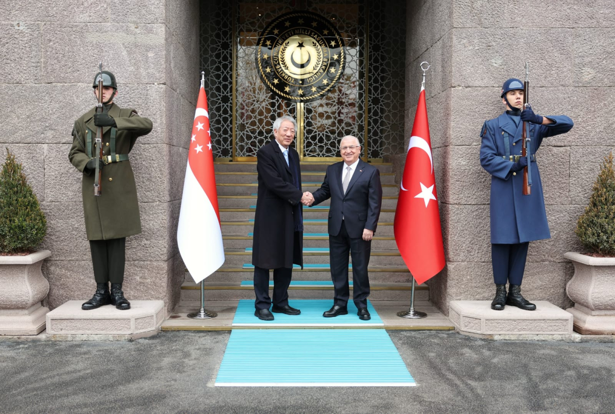 Bakan Güler, Singapur Ulusal Güvenlikten Sorumlu Kıdemli Bakan Hean ile görüştü