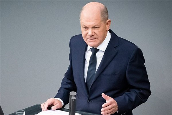 Almanya Başbakanı Scholz: Ukrayna'ya askeri desteğimizi sürdüreceğiz