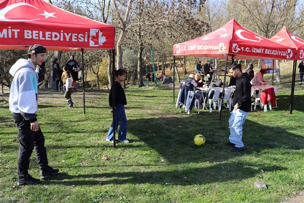 İzmit Belediyesi Engelsiz Kış Pikniği düzenledi