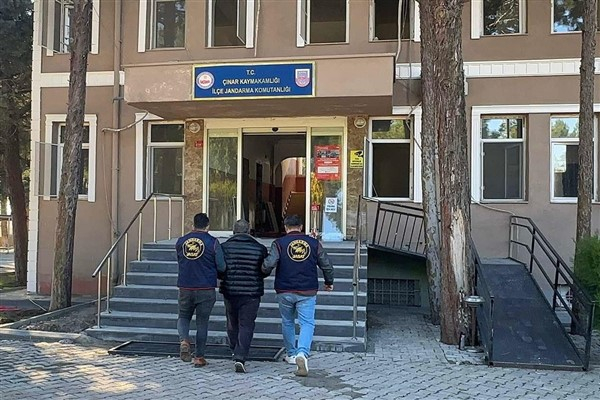 Diyarbakır'da “25 yıl 10 ay” kesinleşmiş hapis cezası bulunan şahıs yakalandı