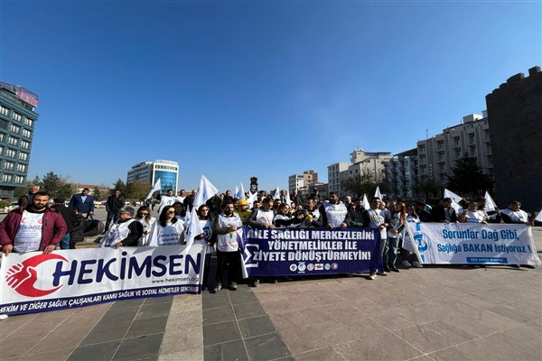 Dyarbakır'da Aile Sağlığı Merkezlerinde yaşanan sorunlara dikkat çekildi