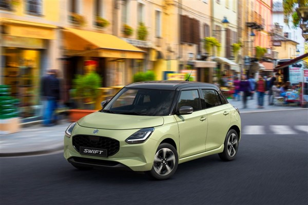 Yeni Suzuki Swift Japonya’da 2025 RJC Yılın Otomobili Ödülünü aldı