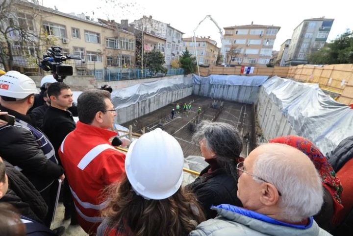 İstanbul Fatih'teki Dönüşümde 68 Ton Demirli Temel Atıldı