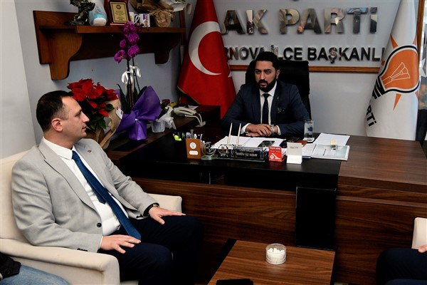 Başkan Ekşi'den AKP’nin yeni Bornova İlçe Başkanı Dağlıer'e ziyaret