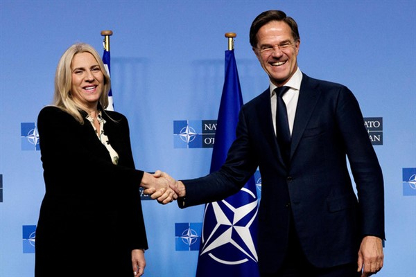 NATO Genel Sekreteri Rutte, Bosna-Hersek Devlet Başkanlığı Konseyi Başkanı ile görüştü