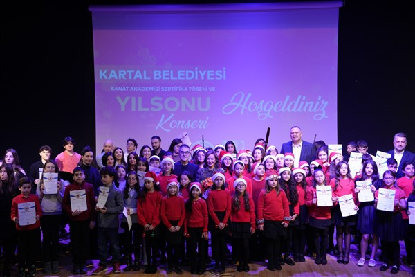 Kartal Belediyesi Sanat Akademisi öğrencilerinden yıl sonu konseri