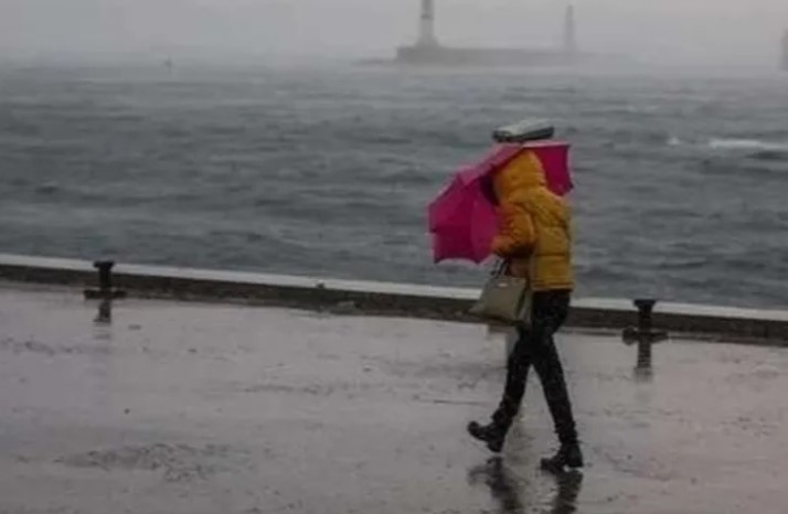 Türkiye Genelinde Yağış Alarmı! Dışarı Çıkmadan Önce Uyarıları Göz Ardı Etmeyin