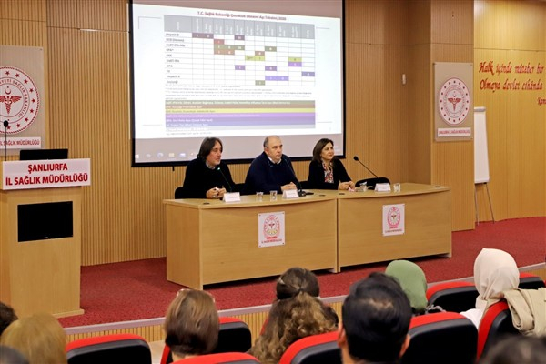 Sıfırdan 100’e Bağışıklama, Sizler Soruyorsunuz Uzmanlar Cevaplıyor konferansı düzenlendi