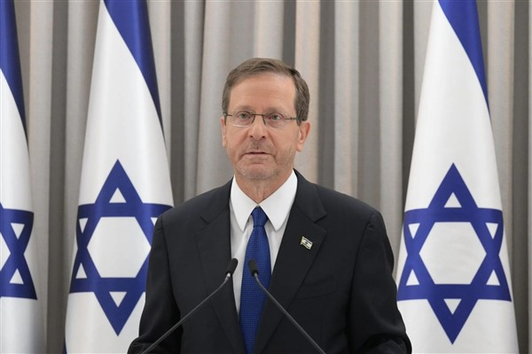 Herzog: Hanuka'nın ilk mumunu birlikte yakmanın heyecanını, IDF kahramanlarıyla yaşadık