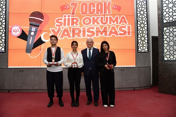 ″Osmaniye’de Milli Mücadele ve 7 Ocak” konulu şiir okuma yarışması tamamlandı