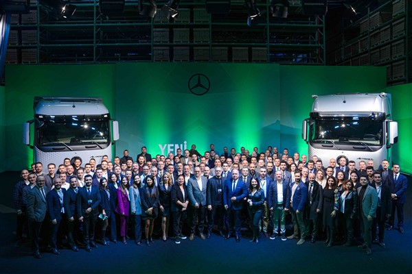 Mercedes-Benz yeni Actros L Türkiye’de yollara çıkıyor