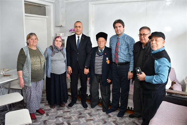 Manisa’daki tüm Kore gazileri ziyaret edildi