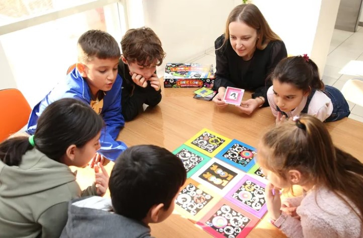 İzmir Çiğli'de Ücretsiz Akıl ve Zeka Oyunları Kursu Başladı