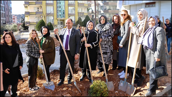 Yemyeşil Bir Karaköprü İçin Ağaçlandırma Kampanyası Sürüyor