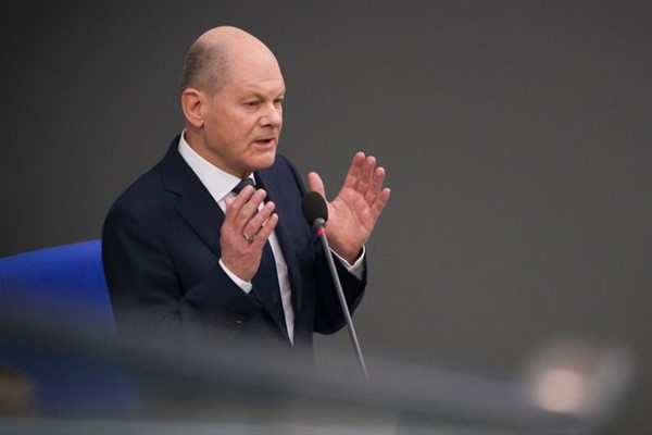 Scholz: Artık daha fazla insani yardımın hızla Gazze'ye ulaşması gerekiyor