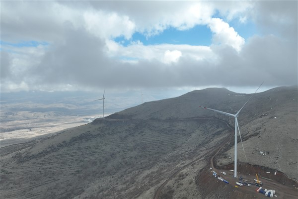 Kayseri Büyükşehir Belediyesi’nin RES yatırımında 3 türbinin mekanik montajları tamamlandı