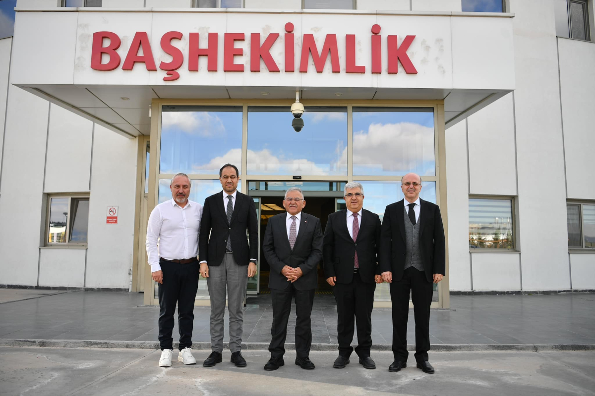 Başkan Büyükkılıç'tan Kayseri Şehir Hastanesi Başhekimi Özcan'a ziyaret