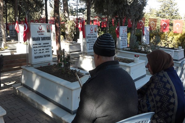 Malatya Şehitliği’nde bakım çalışmaları yürütülüyor