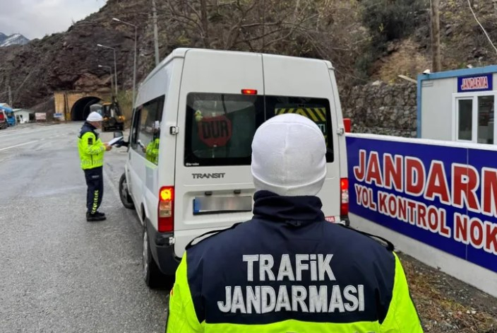 Artvin Jandarması 2024'te Eğitim ve Denetimlerde Aralıksız Çalıştı