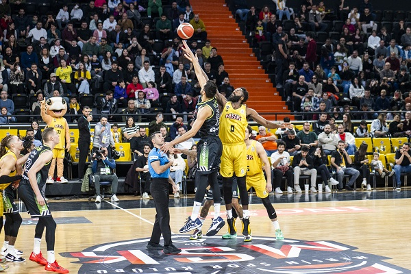 MSK, Türkiye Sigorta Basketbol Süper Ligi'nde ikinci yarıya galibiyetle başladı