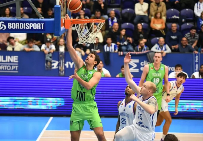 TOFAŞ, FIBA Europe Cup'ta Çeyrek Final Hedefliyor