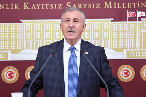 Özdağ: Sorumsuzluklar, hesabı sorulmayacak yeni felaketlerin gerekçesi yapılır