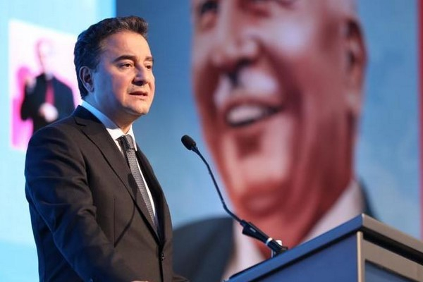 Babacan: Basın özgürlüğü yoksa ne adaletten söz edebiliriz, ne de demokrasiden