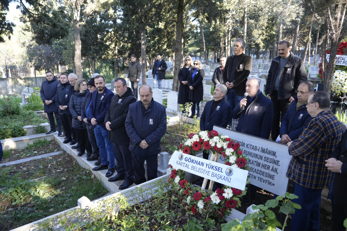 Kartal'da şair Tevfik Kolaylı için anma töreni düzenlendi