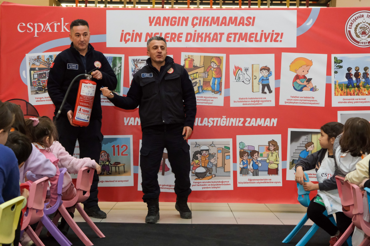 Eskişehir'de çocuklar için yangın güvenliği eğitimi düzenlendi