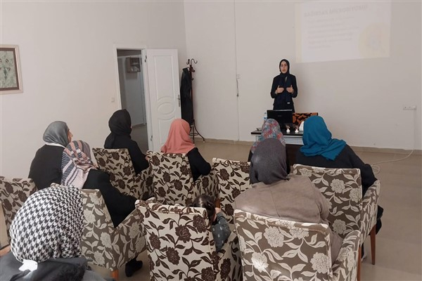 Malatya'da kadınlara “Beslenmenin Bağırsak Sağlığı Üzerindeki Etkileri” eğitimi düzenlendi