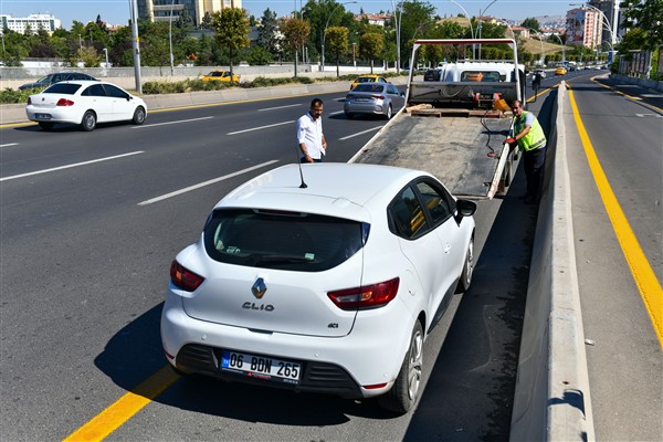 ABB’nin ücretsiz araç çekici hizmeti devam ediyor