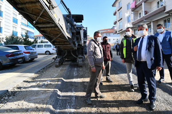 Akyurt'ta yağmur ve atık suyu hatları yenileniyor 