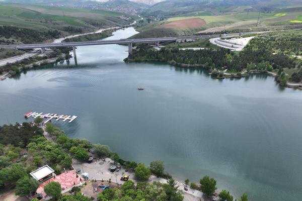 ASKİ, baraj üzerinde yüzer GES kurarak elektrik üretecek