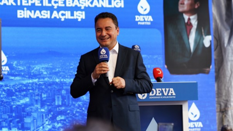 Babacan: ‘Bizim hayalimizde tam demokratik bir Türkiye var’