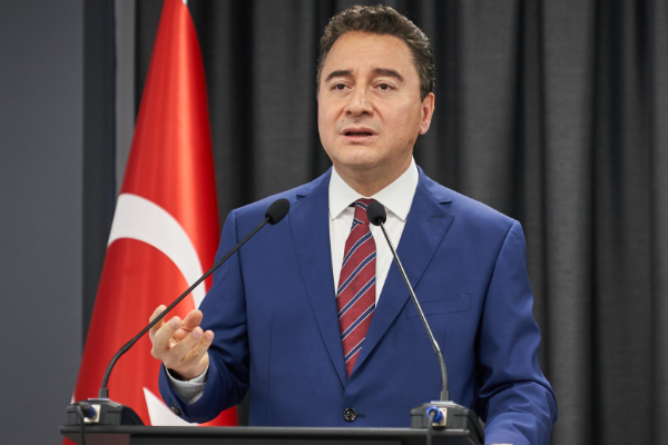 Babacan, ekonomik krizin çözümü için süre verdi: 