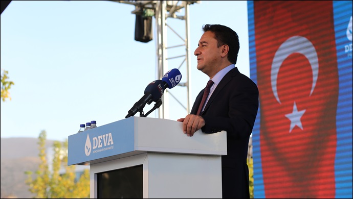 BABACAN: “Norşin’deki, Hizan’daki evlatlarımıza eşit eğitim imkanı sağlanmalıdır”