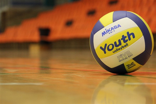 Bakan Bak, A Milli Kadın Voleybol Takımı’na başarılar diledi