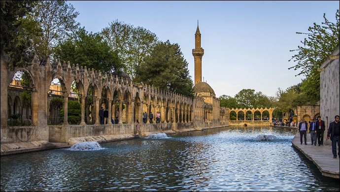 Balıklıgöl'de Bin 200 yıl sonra Ramazan’da teravih namazı kılınmayacak!